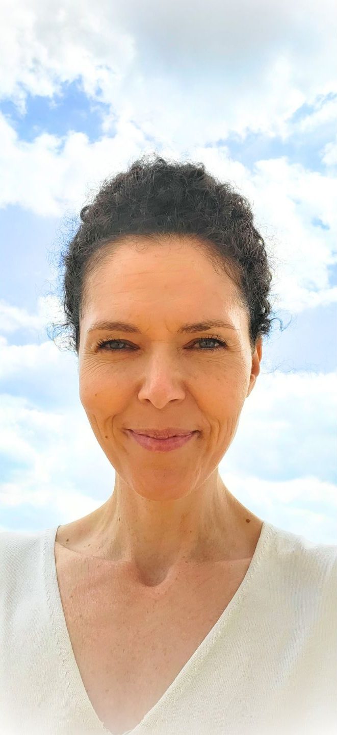 Öffne dich für Botschaften aus der geistigen Welt und präzise Klarheit! Nutze meine intuitive Gabe für deinen Seelenweg Kira Tarotkarten Channeling Kartenlegungen Tarot Channel-Medium YouTube Spiritualität Tarot Kartenlegen Astrologie Sternzeichen